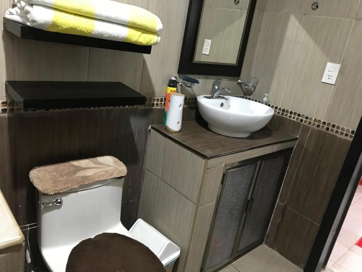 דירות ואיאדוליד Casa Lili 2: Luxurious/Amplio/Hot Water/Economic/Wifi/Tv מראה חיצוני תמונה
