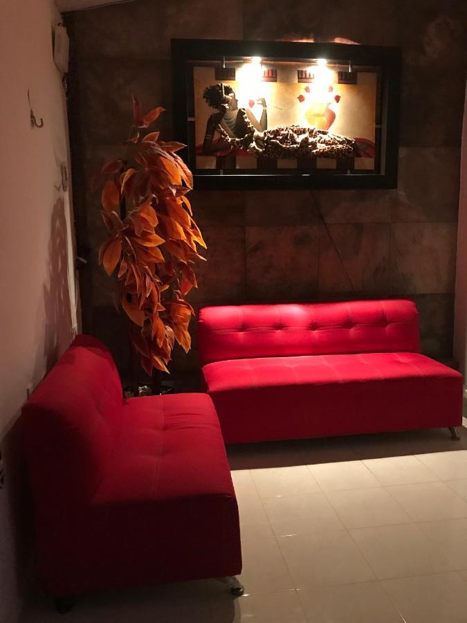 דירות ואיאדוליד Casa Lili 2: Luxurious/Amplio/Hot Water/Economic/Wifi/Tv מראה חיצוני תמונה