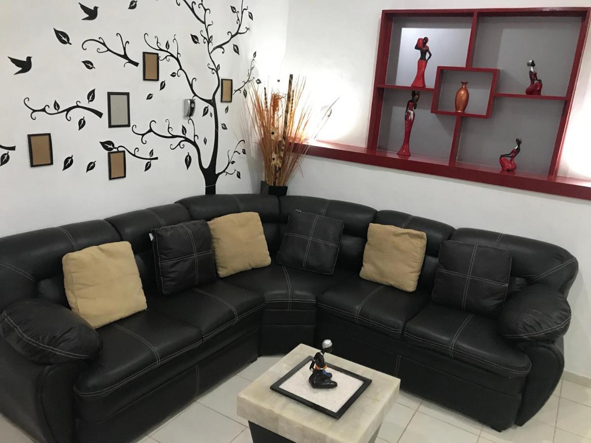 דירות ואיאדוליד Casa Lili 2: Luxurious/Amplio/Hot Water/Economic/Wifi/Tv מראה חיצוני תמונה