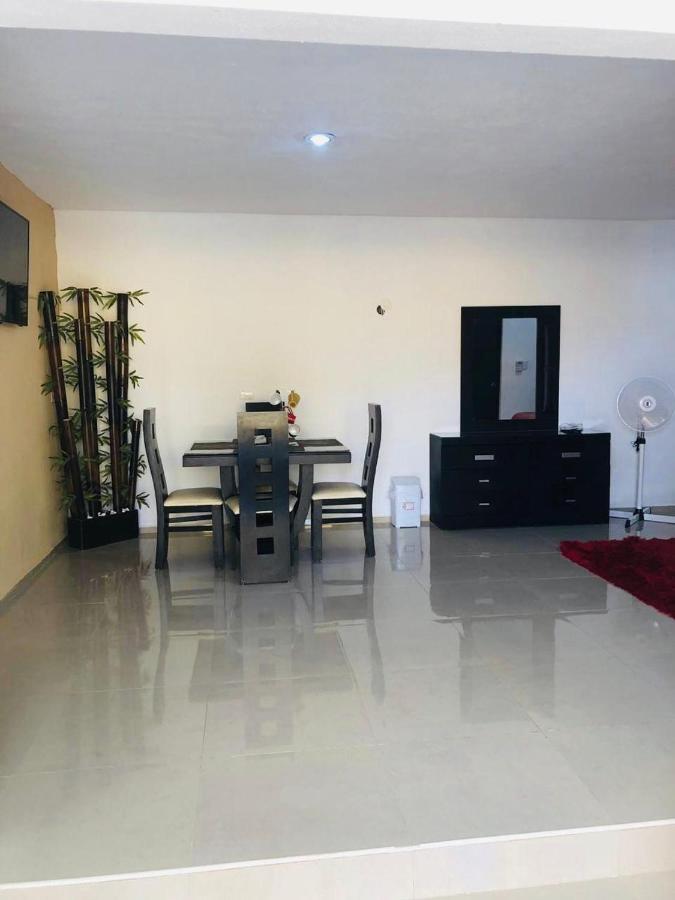 דירות ואיאדוליד Casa Lili 2: Luxurious/Amplio/Hot Water/Economic/Wifi/Tv מראה חיצוני תמונה