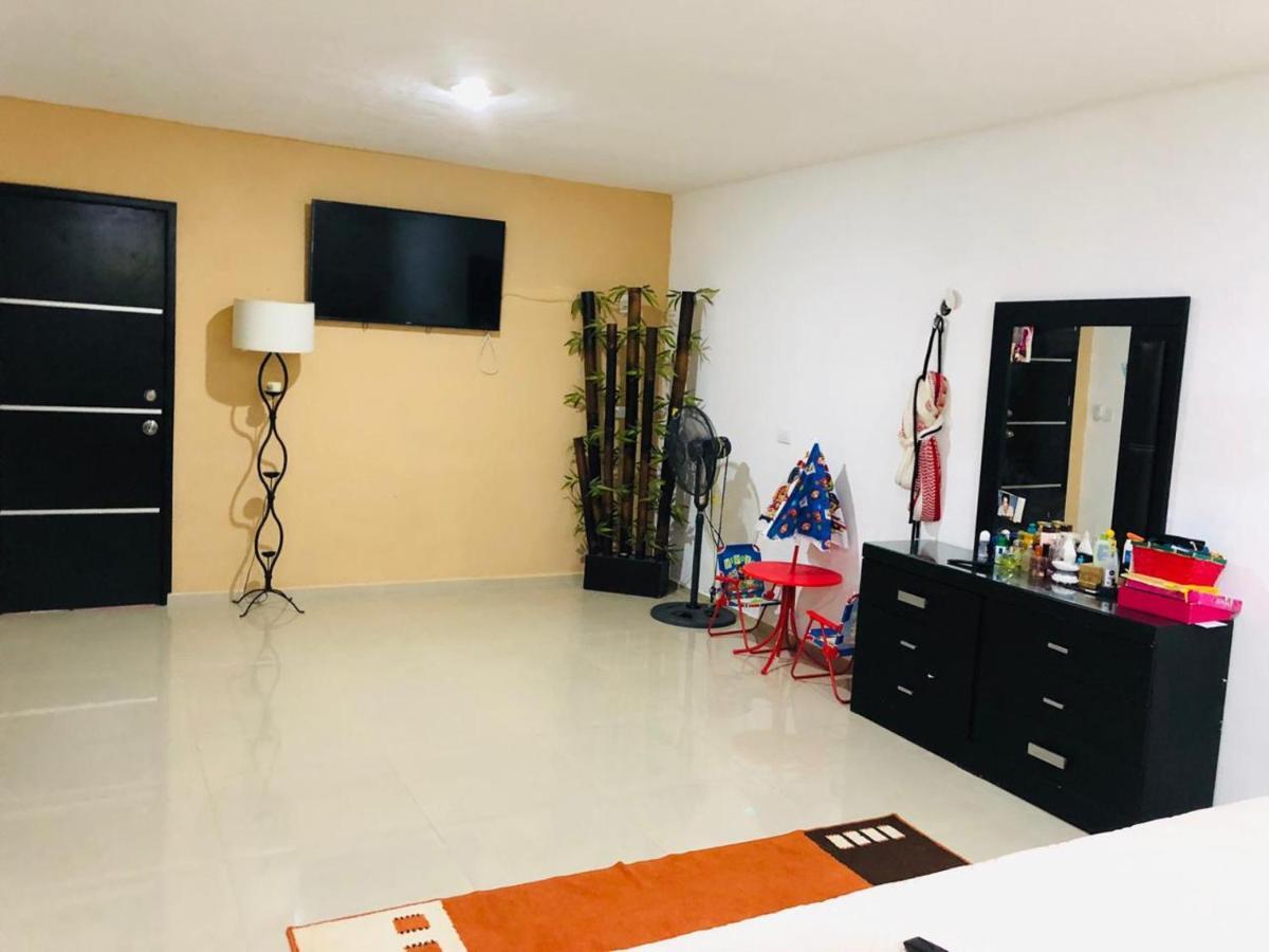דירות ואיאדוליד Casa Lili 2: Luxurious/Amplio/Hot Water/Economic/Wifi/Tv מראה חיצוני תמונה