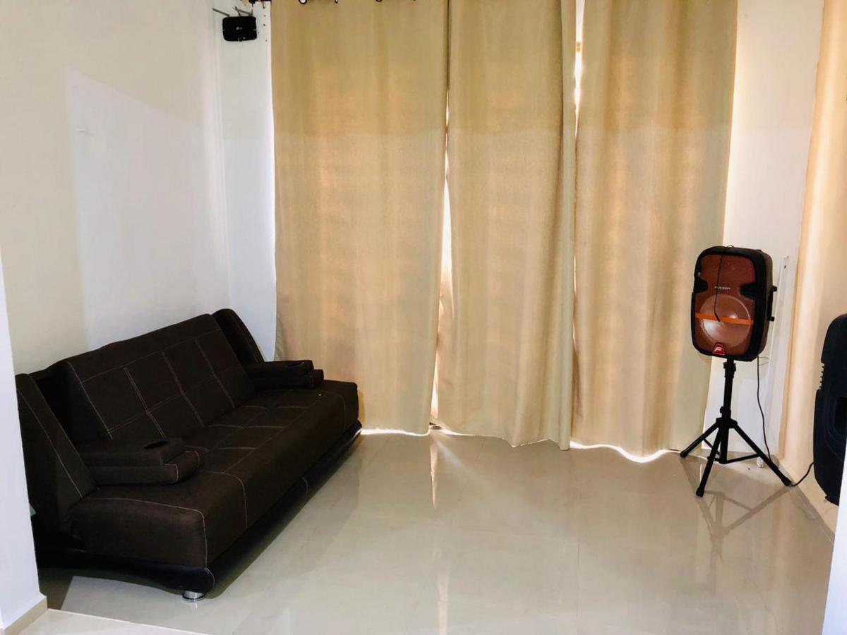 דירות ואיאדוליד Casa Lili 2: Luxurious/Amplio/Hot Water/Economic/Wifi/Tv מראה חיצוני תמונה